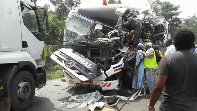 Accident de la route au Nigéria : 20 morts