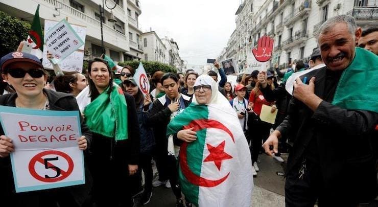 Algérie : les protestations n’y font rien la préparation des élections se poursuit