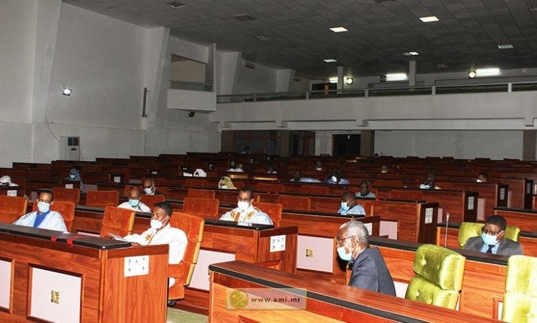Mauritanie : des parlementaires demandent le limogeage des responsables cités dans les dossiers élaborés par la commission d’enquête