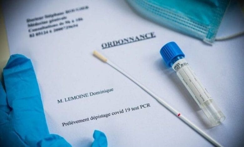 Une employée du ministère de la santé sanctionnée pour falsification des résultats des tests du coronavirus