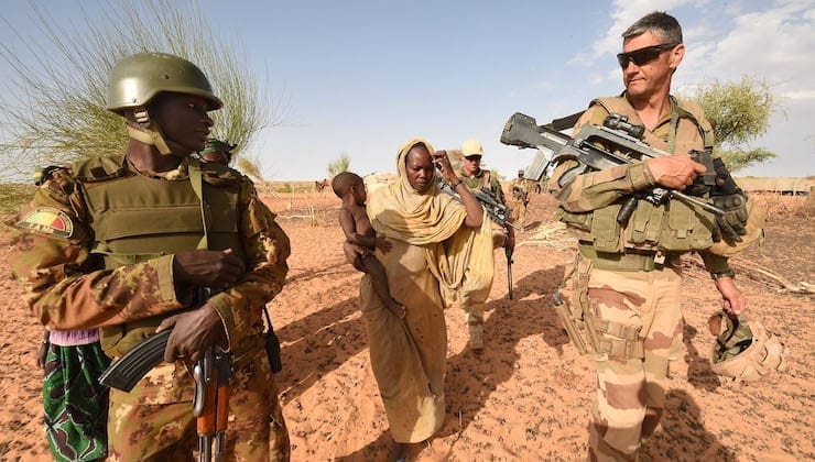 Le chef d’état-major des armées françaises : « il se pourrait qu’on reste au Sahel encore dix ans »