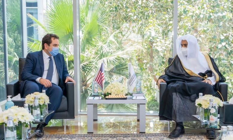 Al Issi reçoit l’adjoint au secrétaire d’état américain chargé des affaires de la presqu’ile arabe