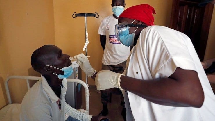 Sénégal : le nombre de cas du covid en hausse et le président pourrait ordonner la fermeture des frontières