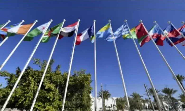 Tunisie : le sommet de la francophonie se penche sur la situation économique en pleine crise