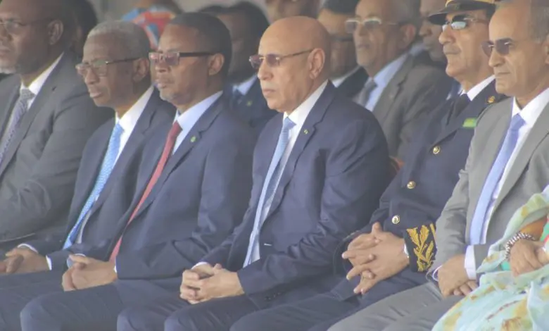 Le président Ghazouani a posé la première pierre l’échangeur du carrefour Madrid et a inauguré un réseau routier urbain à Nouakchott