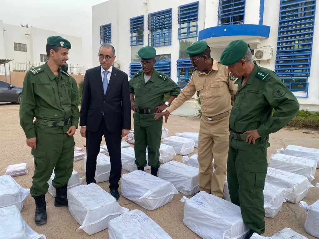 Mauritanie : plus d’une tonne de cocaïne saisie sur un navire lors d’une opération complexe menée par la marine et la douane
