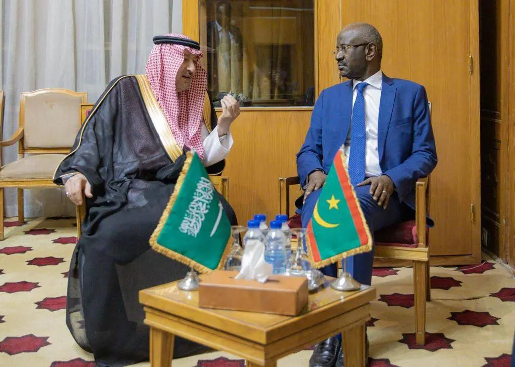 Le ministre des affaires étrangères s’entretient avec son homologue syrien et le vice-ministre saoudien des affaires étrangères