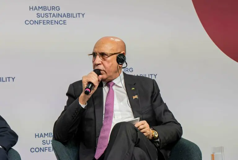Le président mauritanien : le continent africain fait face à une véritable crise de la dette
