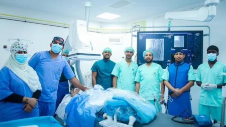 Mauritanie : succès de la première intervention cardiaque endovasculaire complexe sans chirurgie ouverte