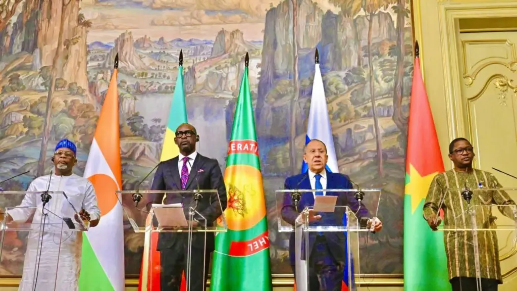 Consultations demain mercredi à Niamey entre la Russie et la Coalition des États du Sahel en vue de renforcer leur coopération en matière de sécurité