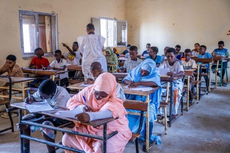 Le conseil des ministres décide de multiplier par 10 le taux des heures supplémentaires pour les enseignants des collèges et lycées