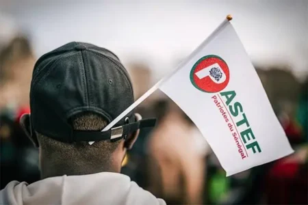 Sénégal : le parti majoritaire au parlement appelle au respect du calendrier électoral